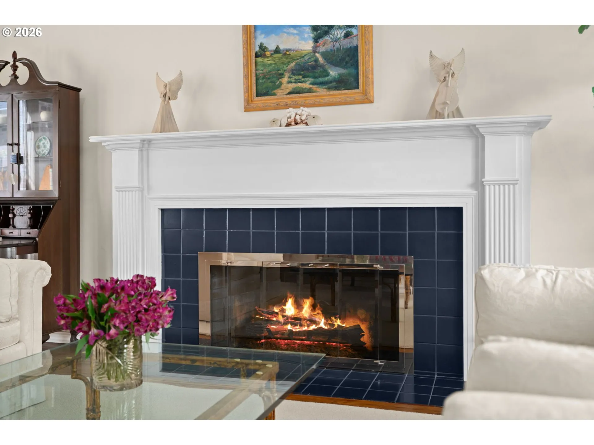 Living Room-Fireplace