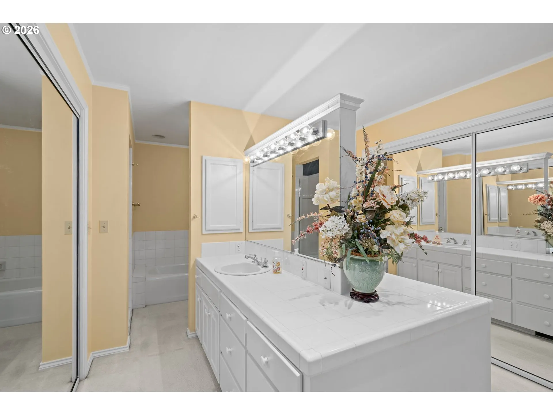 Bathroom-Upper