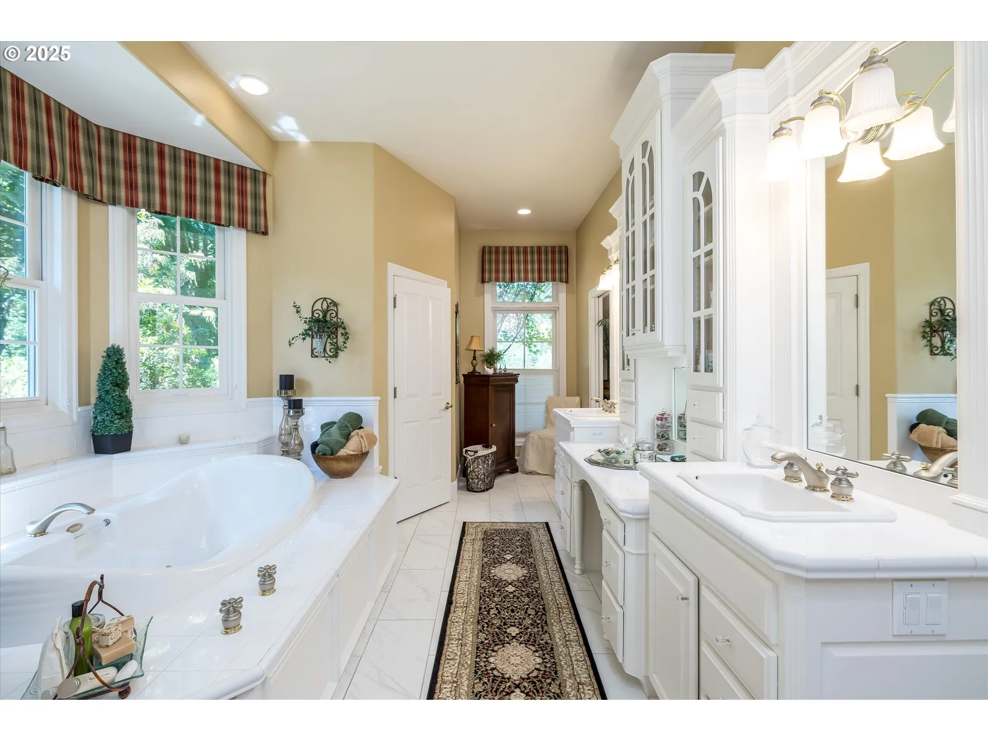 Bathroom-Double Sinks