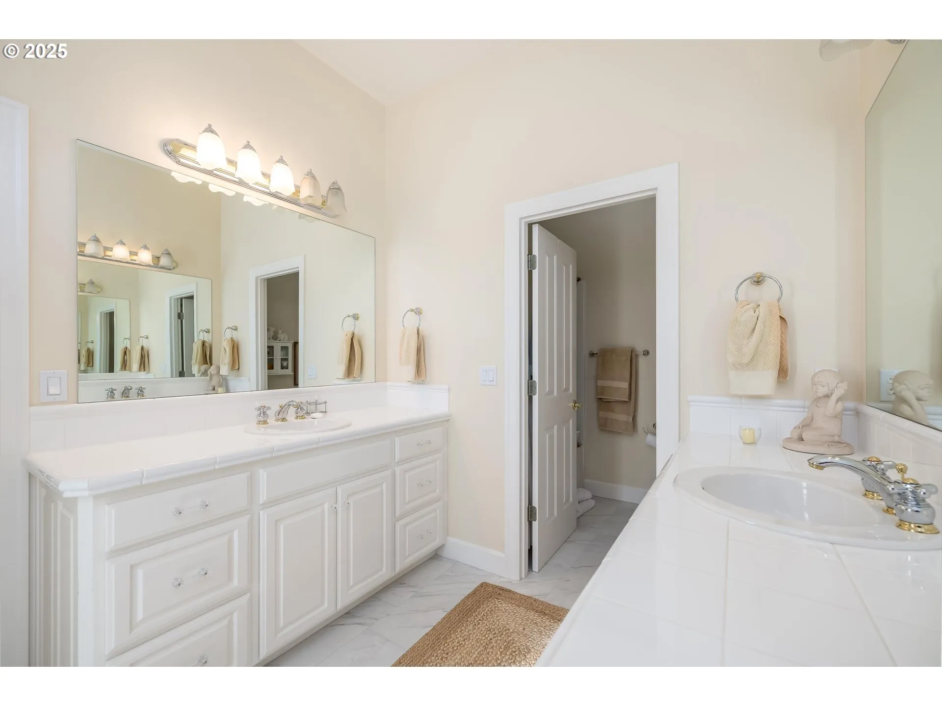 Bathroom-Jack and Jill