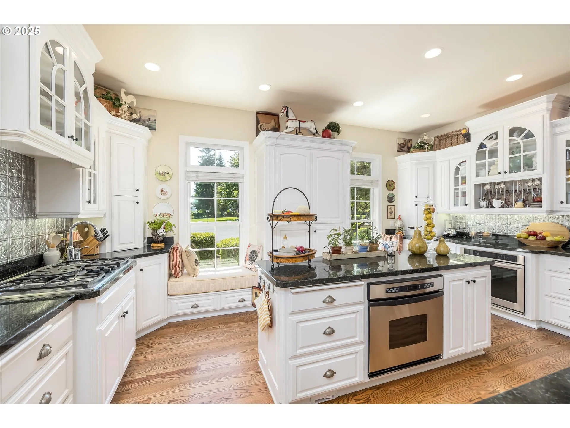 Kitchen-Oven