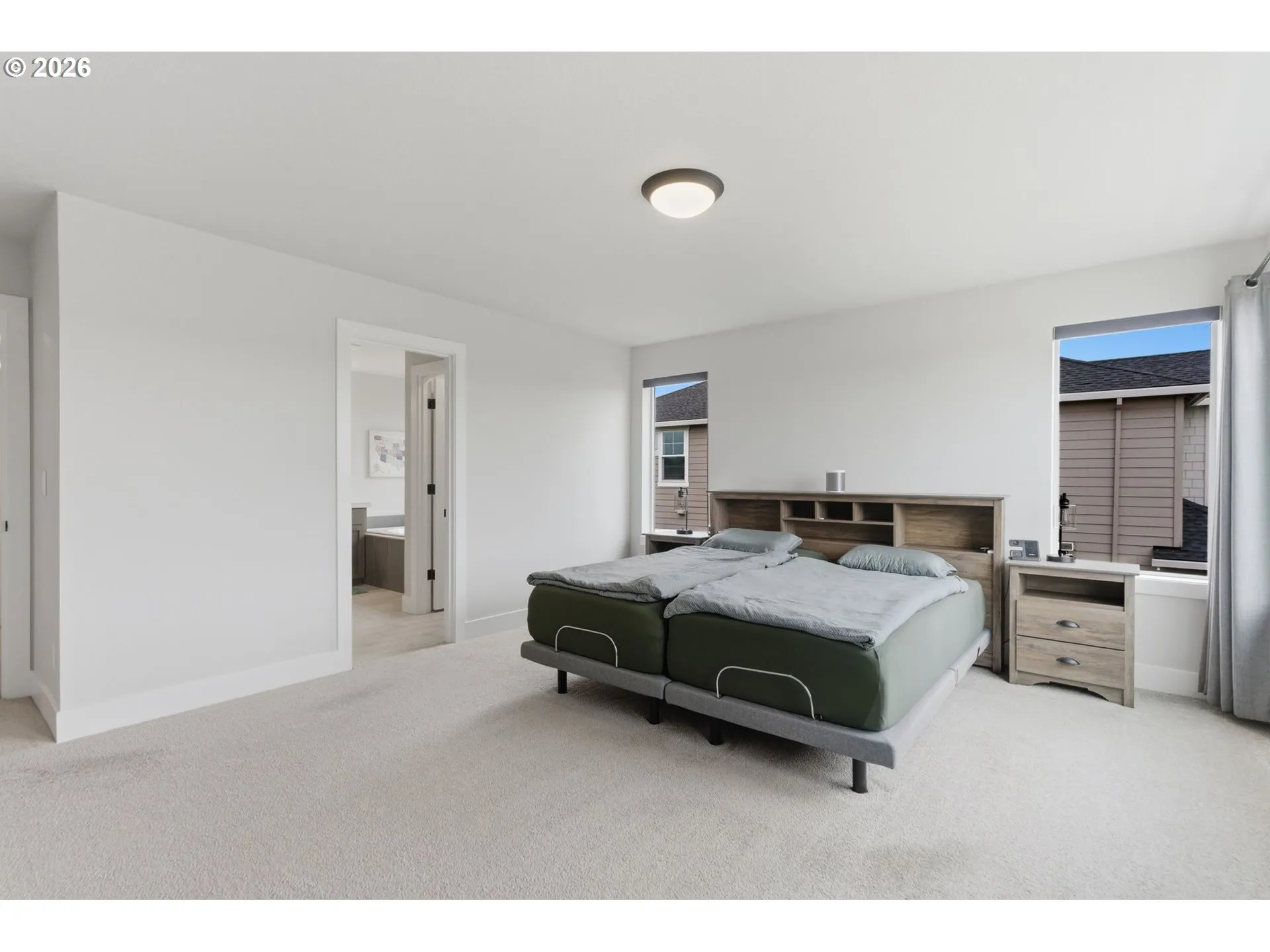 Bedroom, Primary