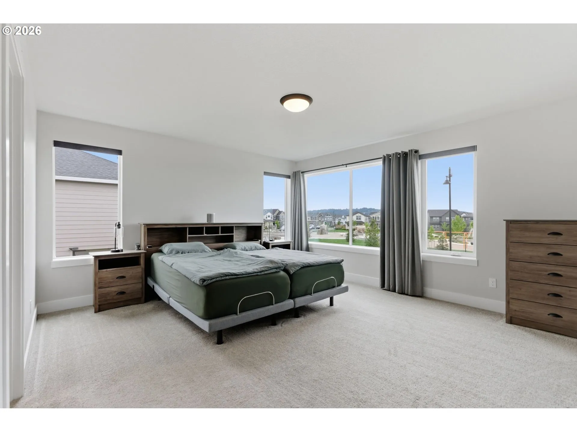 Bedroom, Primary