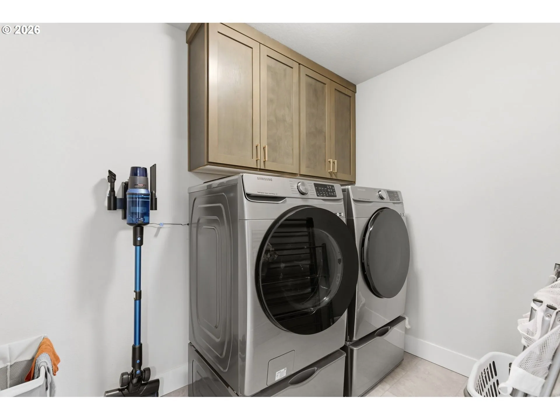 Laundry-Upper