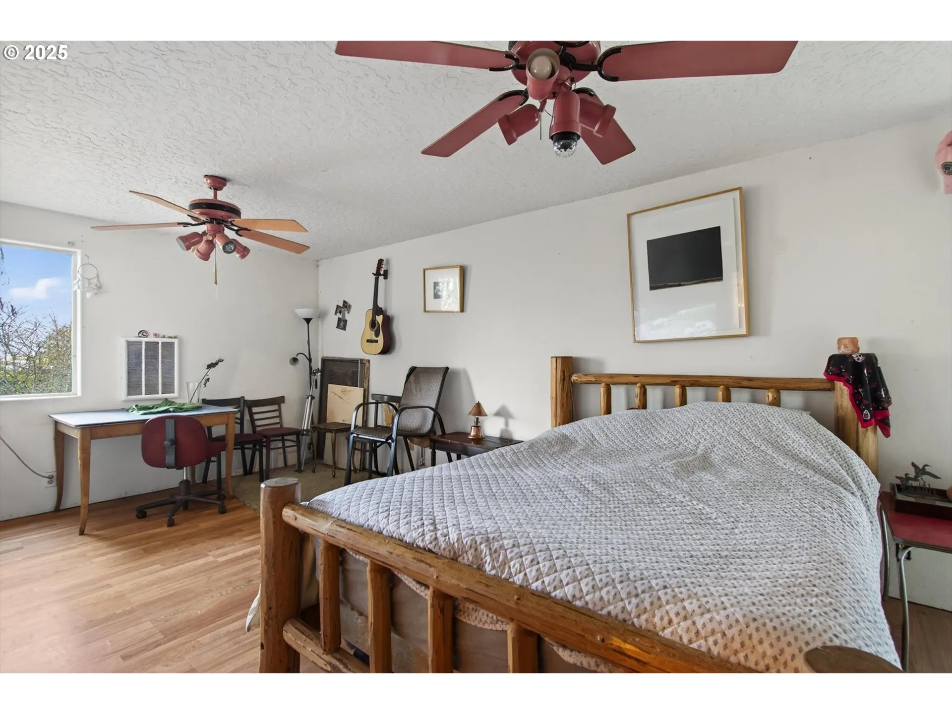 Bedroom, Primary-Upper