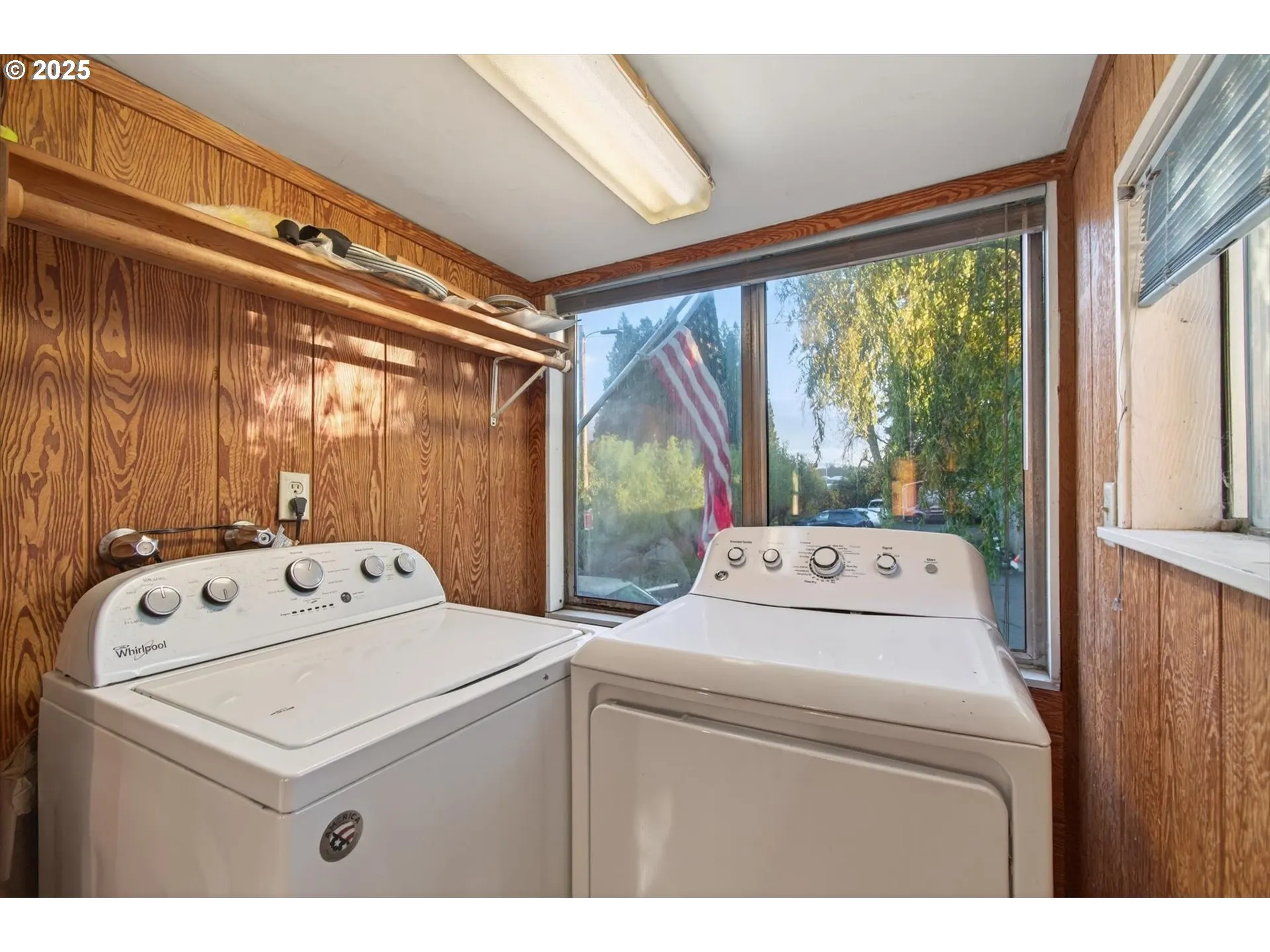Laundry-Upper