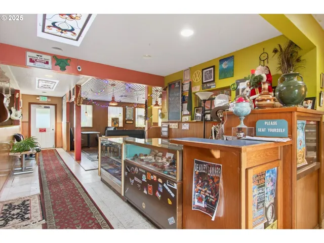 Entrance/Foyer