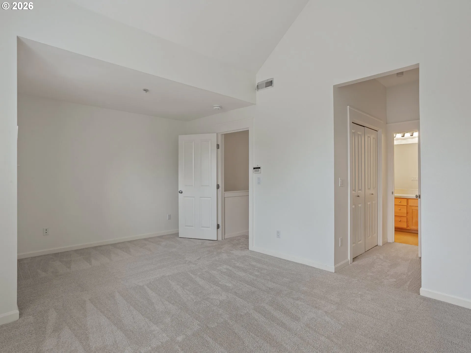 Bedroom, Owner's Suite-Upper
