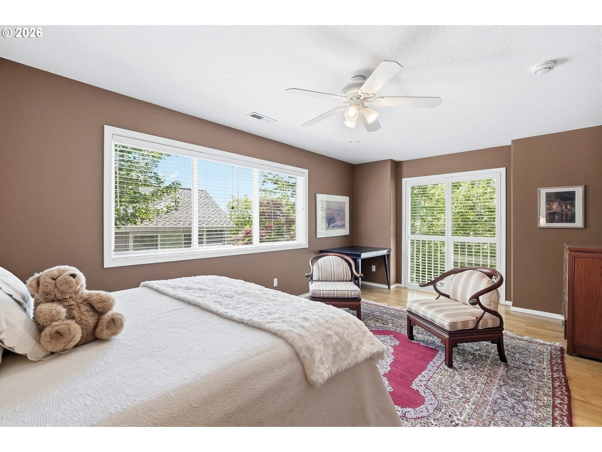 Bedroom, Primary