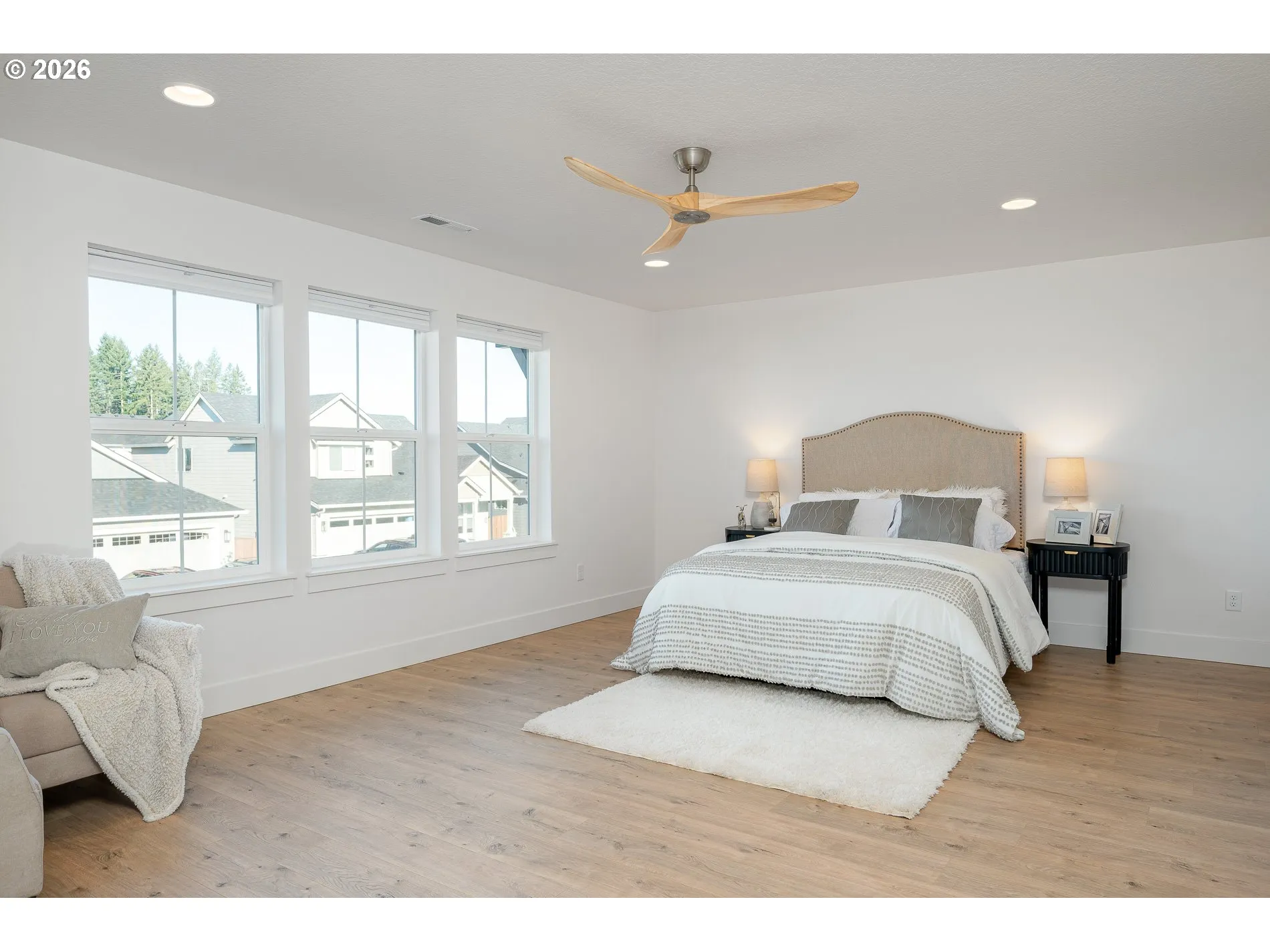 Primary Bedroom-Upper