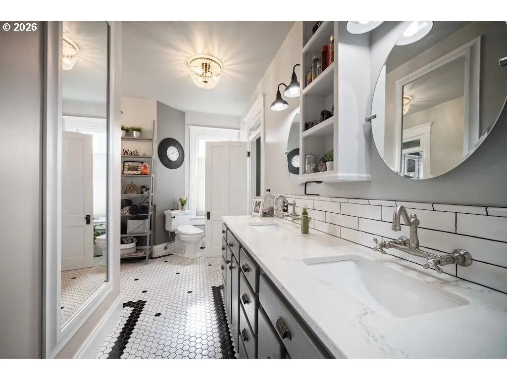 Bathroom-Double Sinks