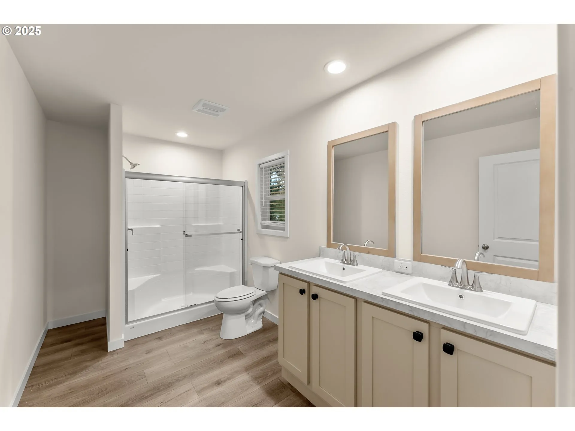 Primary Bedroom-Attached Bathroom