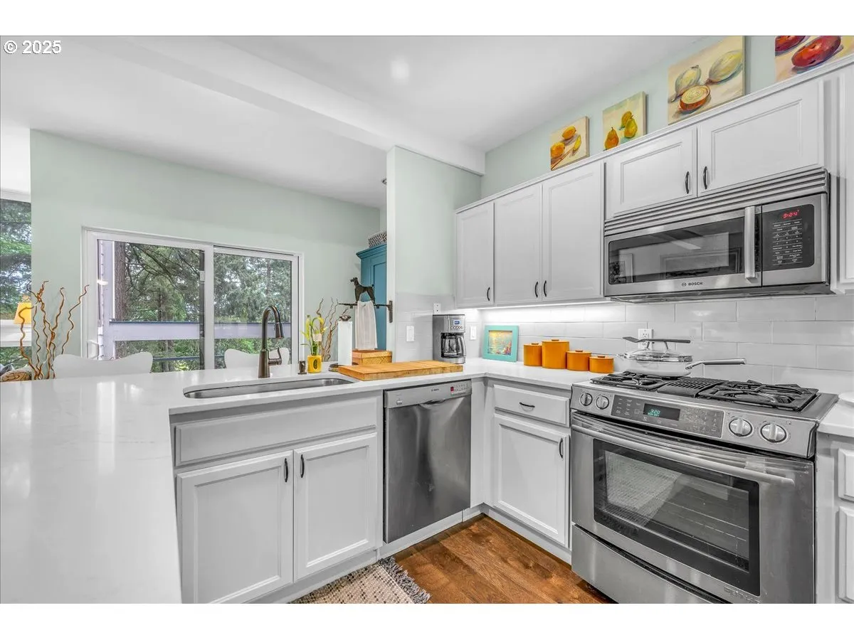 Kitchen-Oven