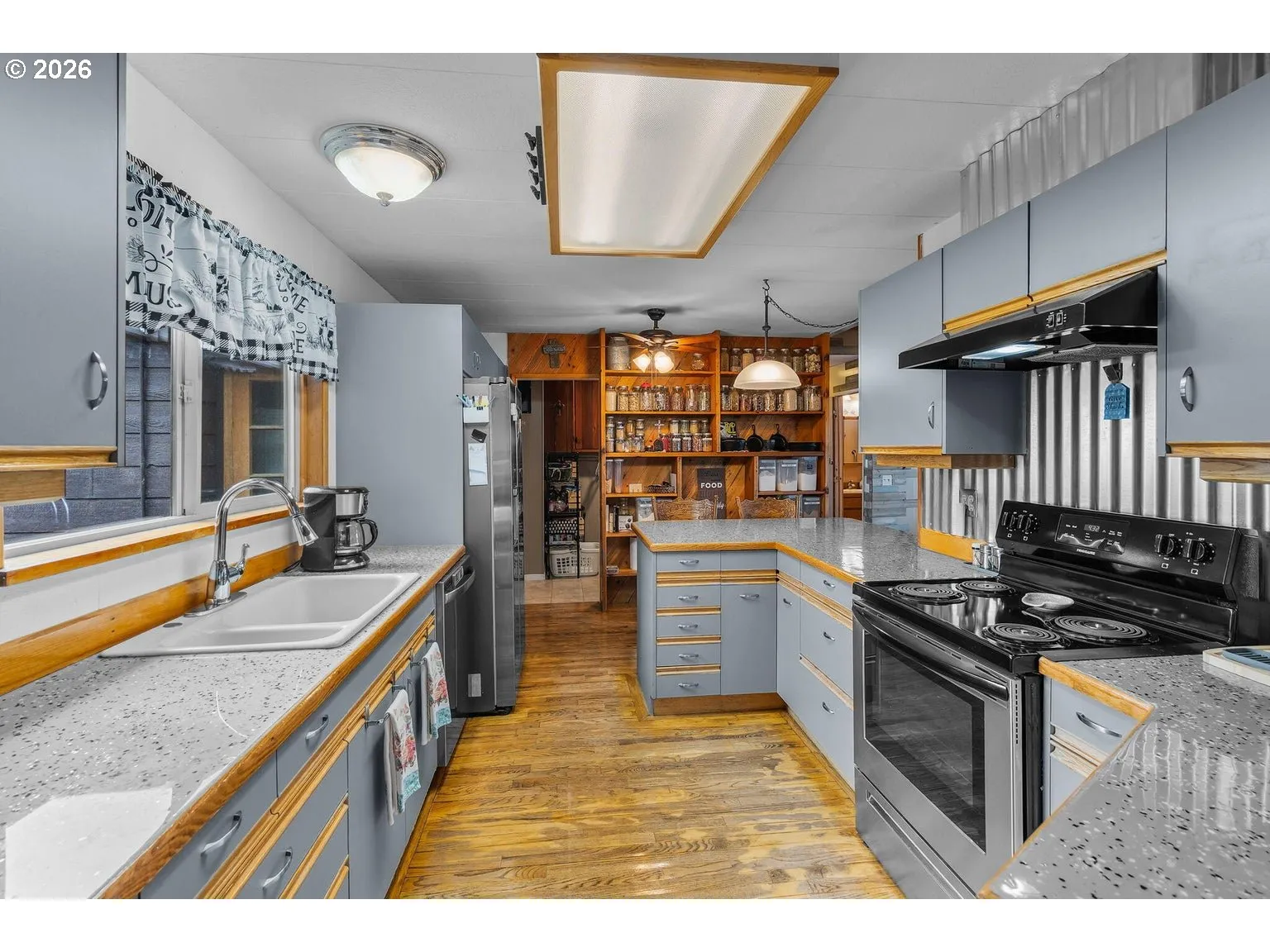 Kitchen-Oven