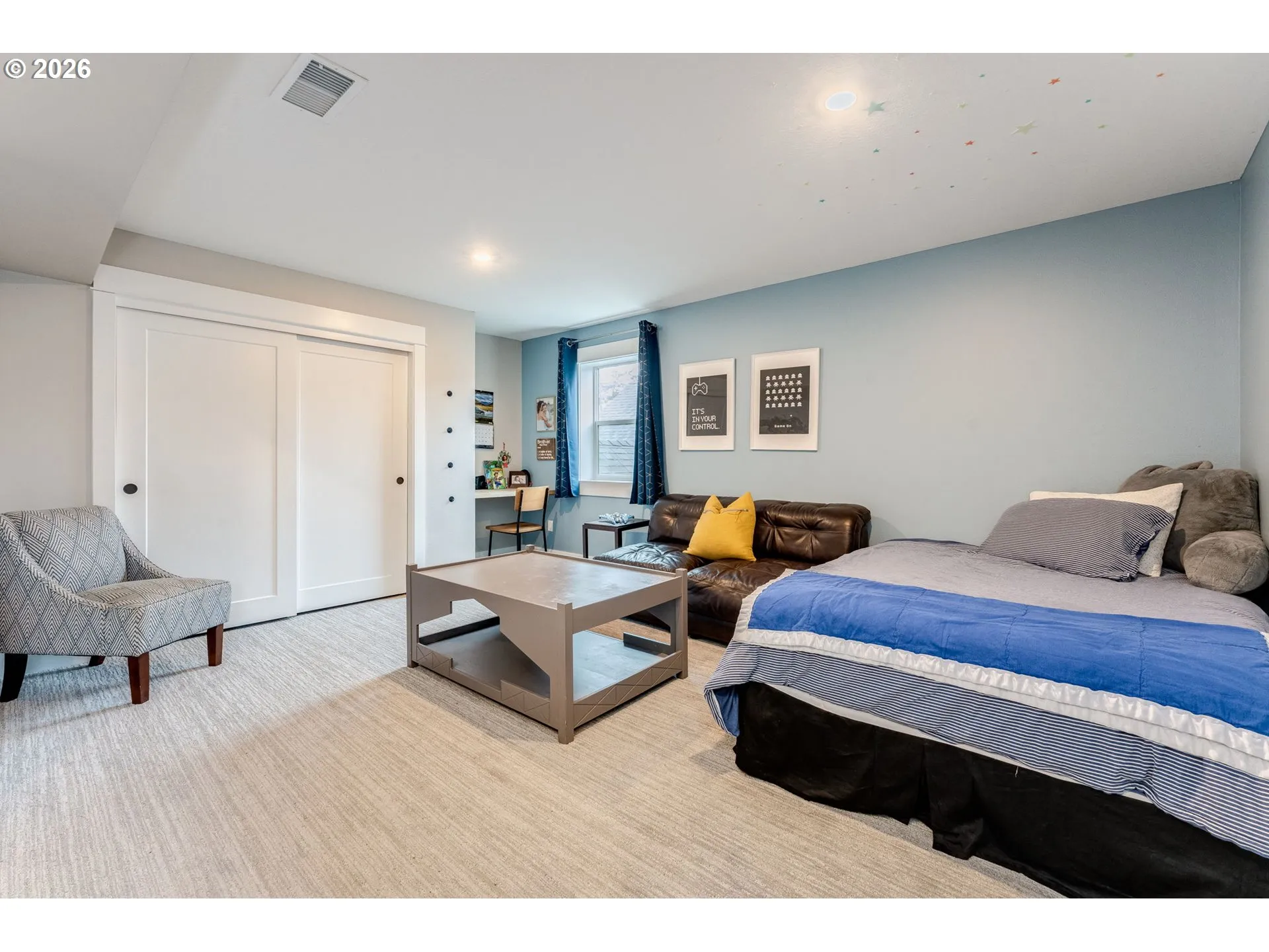 Bedroom-Upper