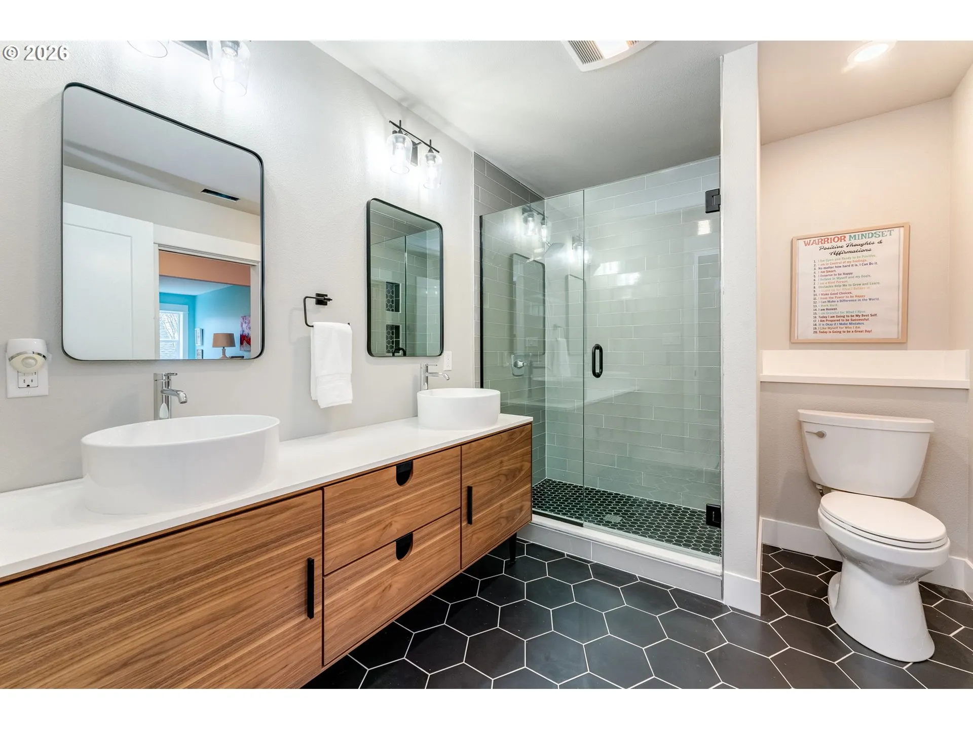 Bathroom-Upper