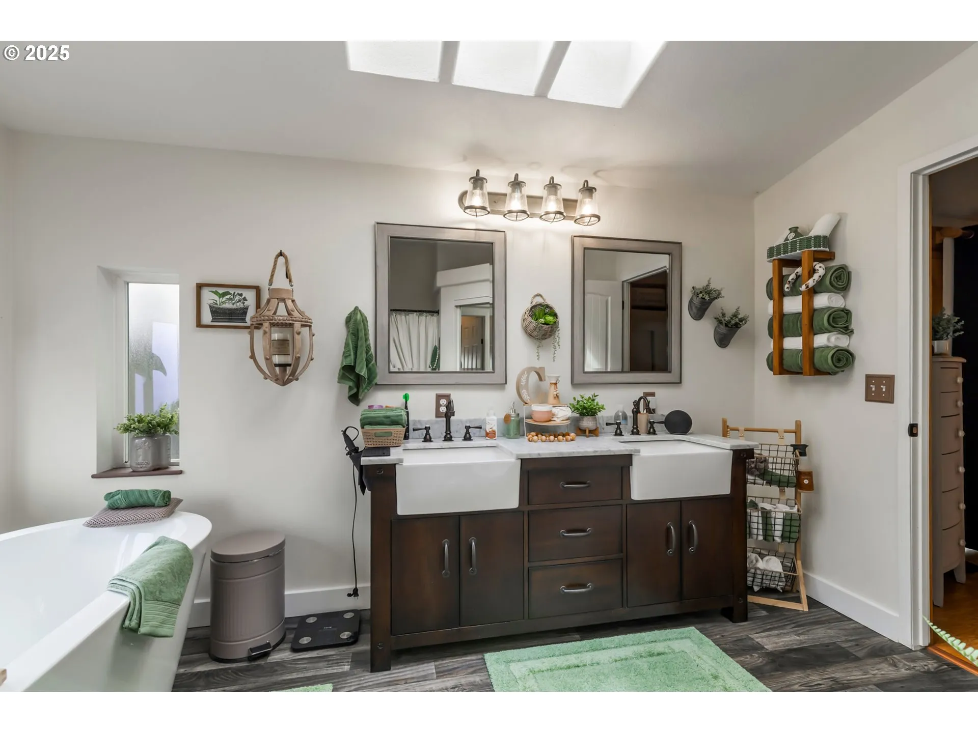 Owner's Suite Bathroom-Double Sinks