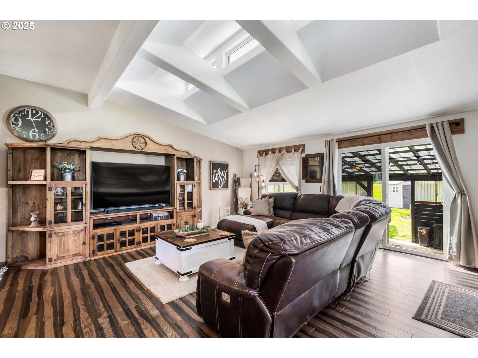 Family Room-Skylight
