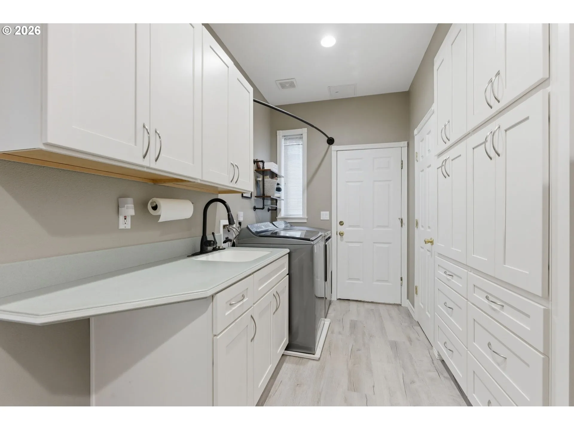 Laundry-Main