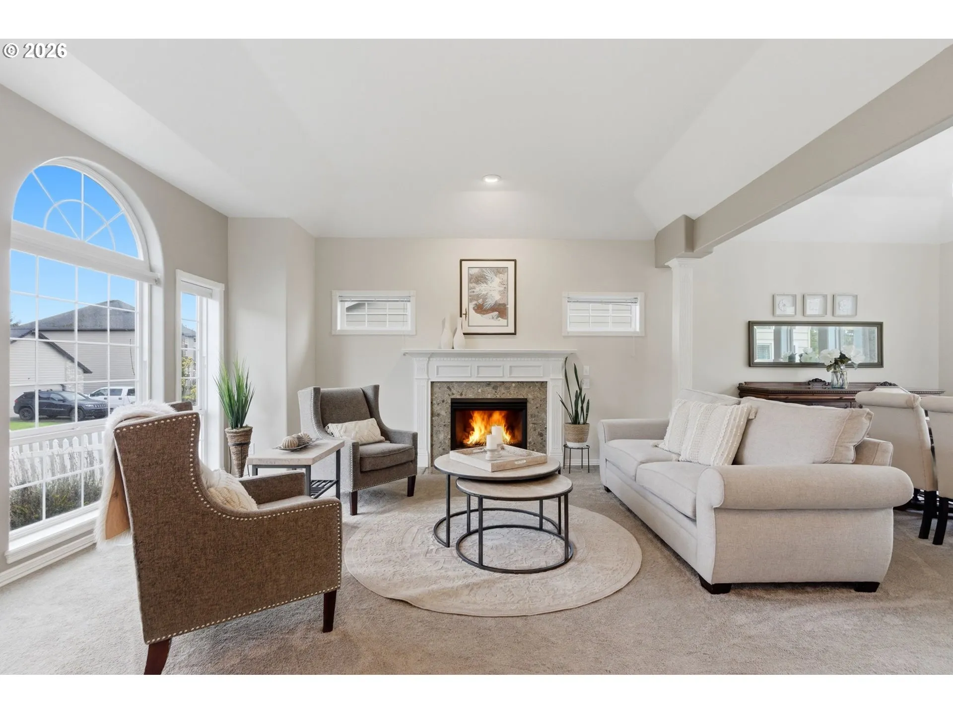 Living Room-Fireplace