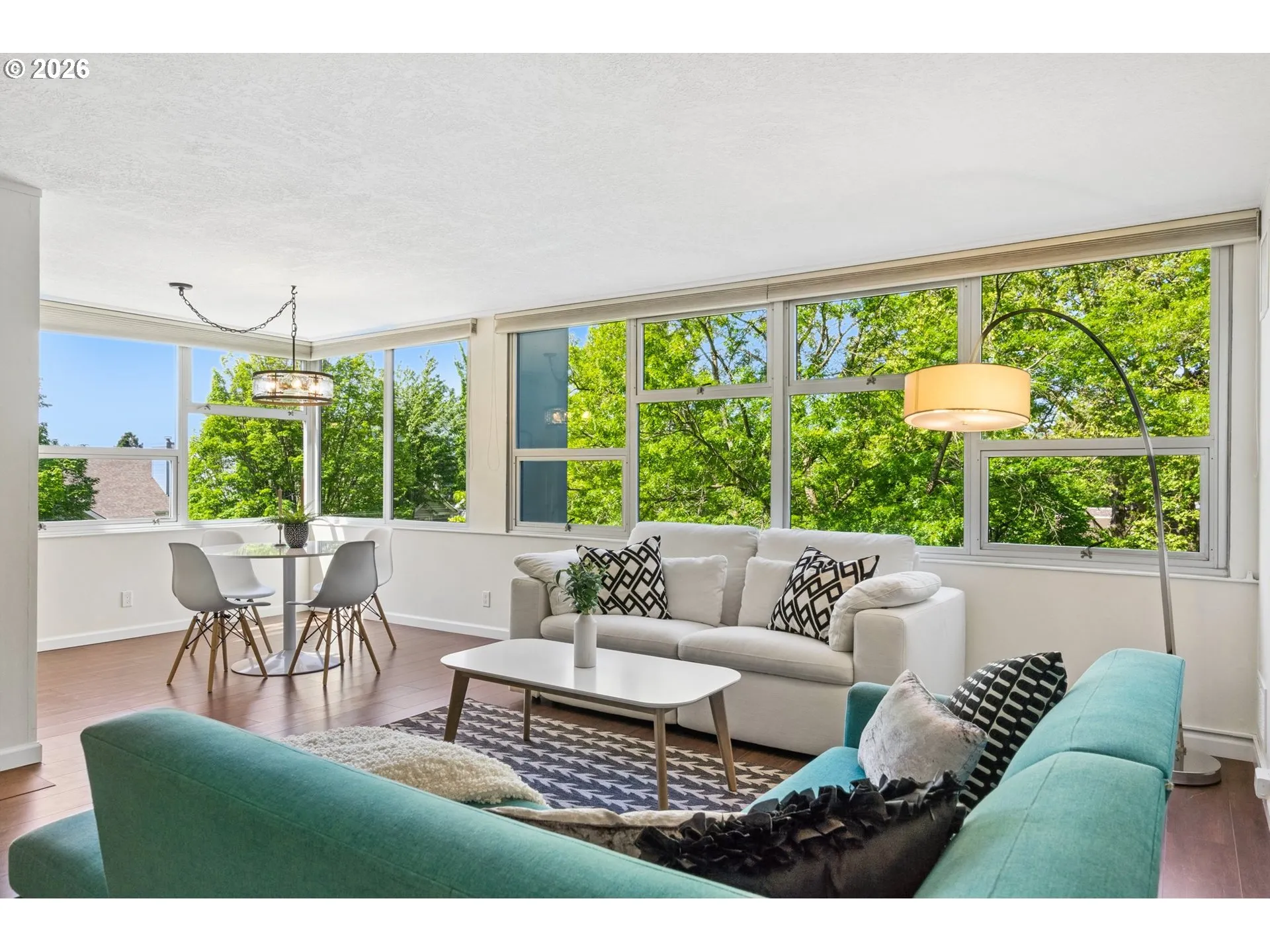Living Room/Dining Room