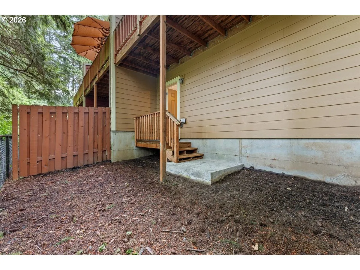 Yard-Back
