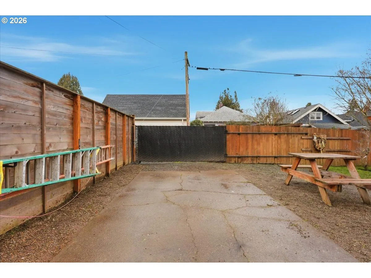 Backyard-Fenced