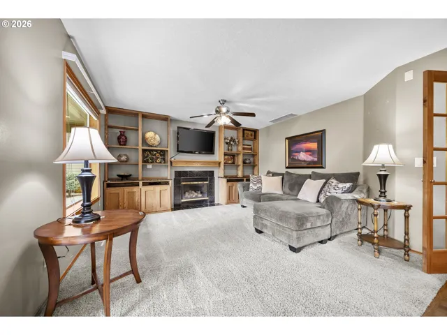 Family Room-Ceiling Fan