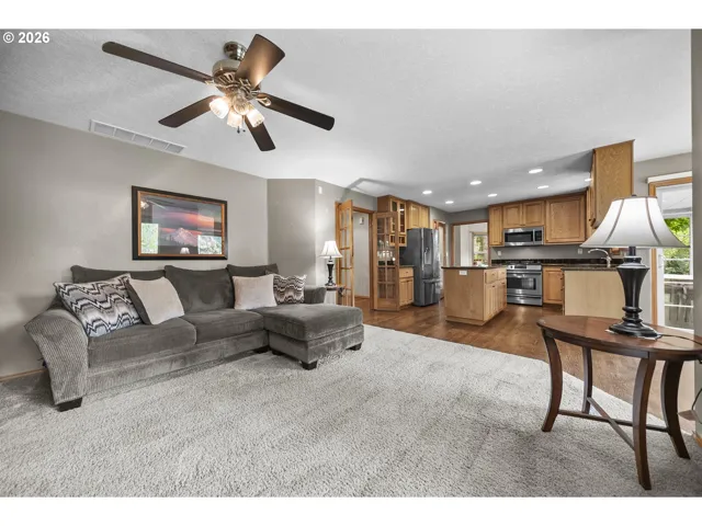 Kitchen/Family Room