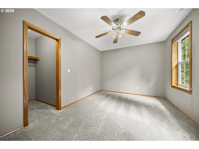 Bedroom-Walk-In Closet
