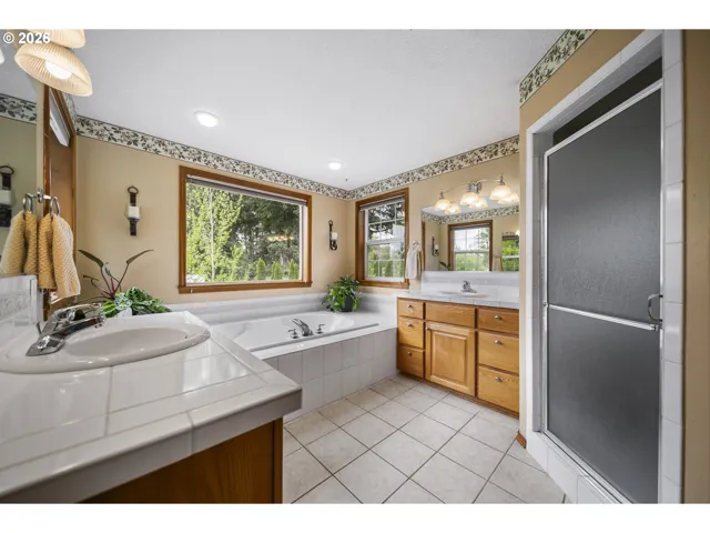 Bathroom, Attached-Double Sinks