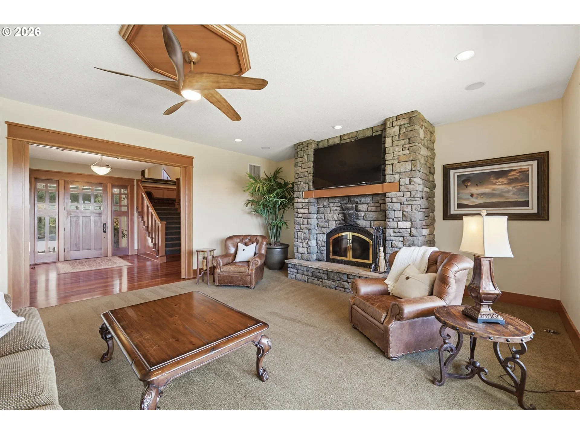 Living Room-Fireplace