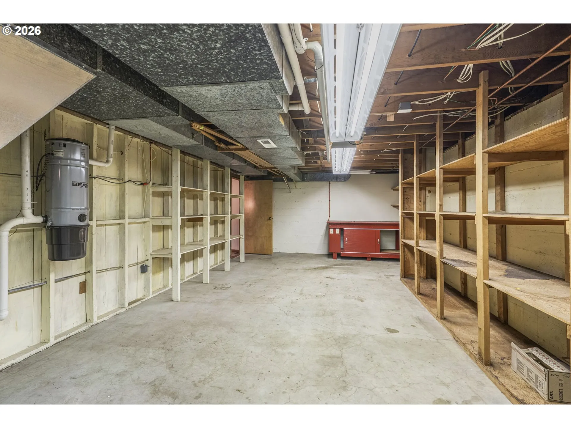 Basement-Unfinished