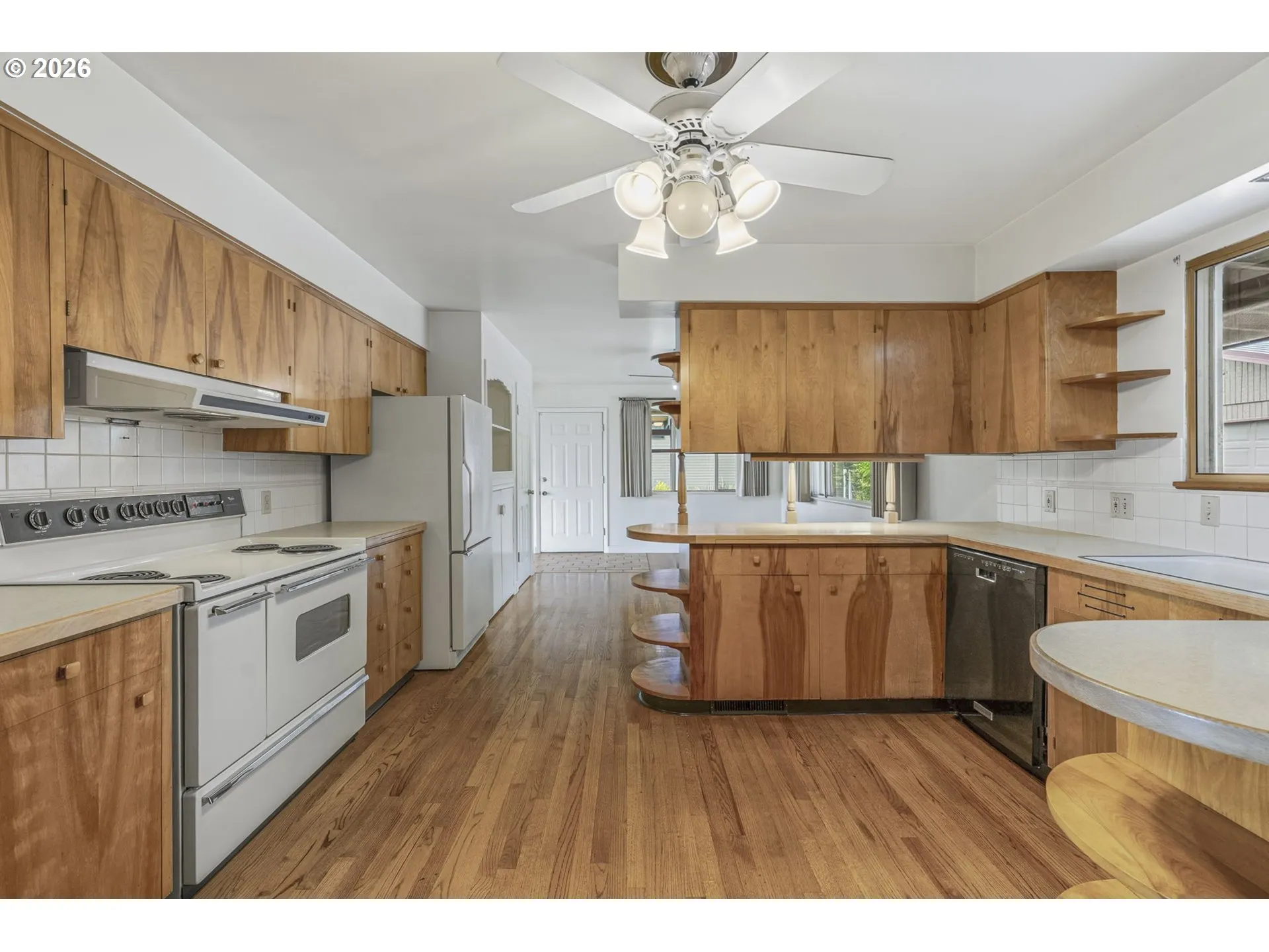 Kitchen-Ceiling Fan