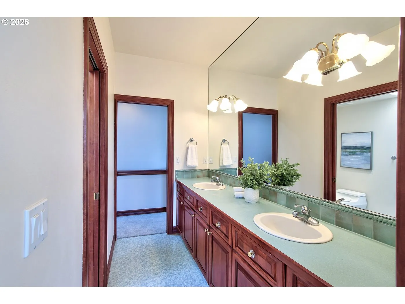 Bathroom-Upper