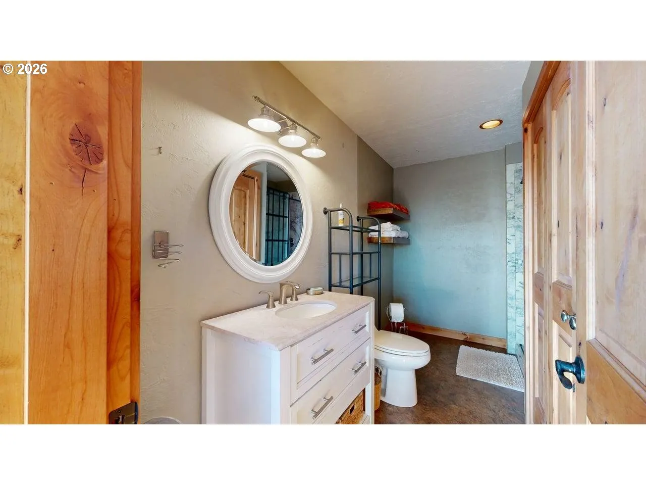 Bathroom-Hall