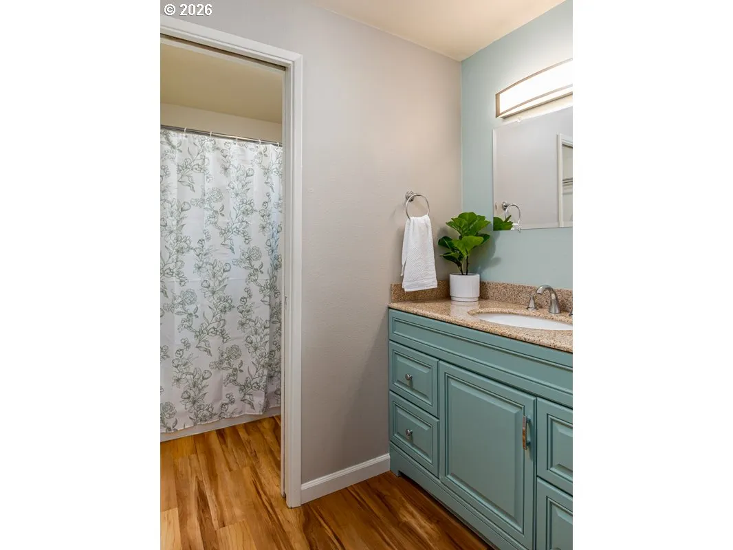 Bathroom-Hall