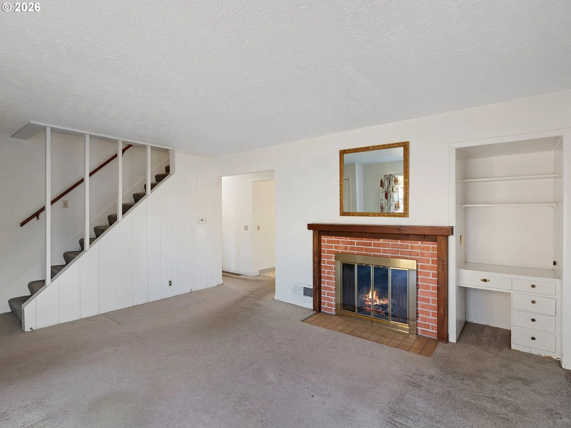 Living Room-Fireplace