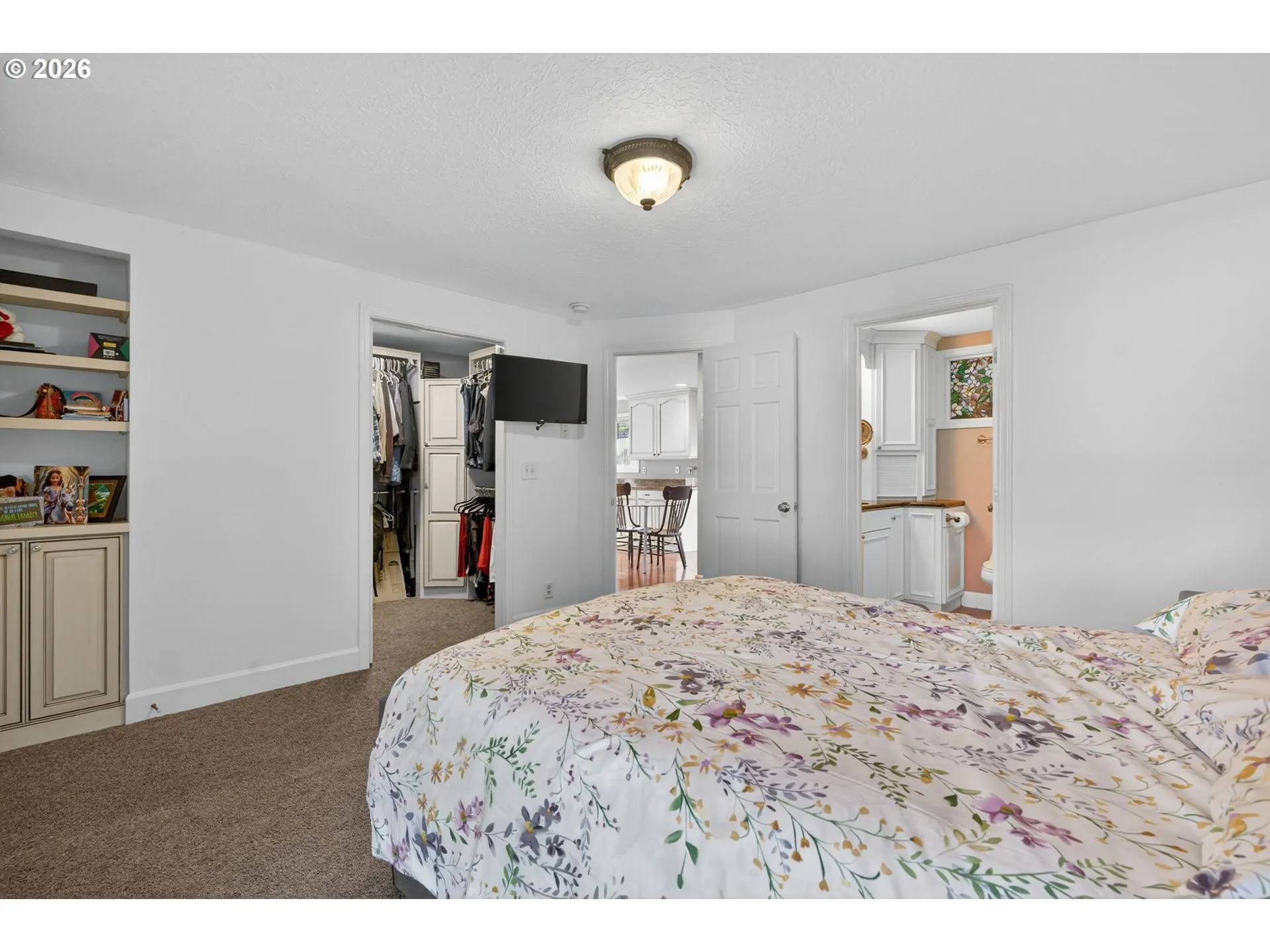 Bedroom, Primary