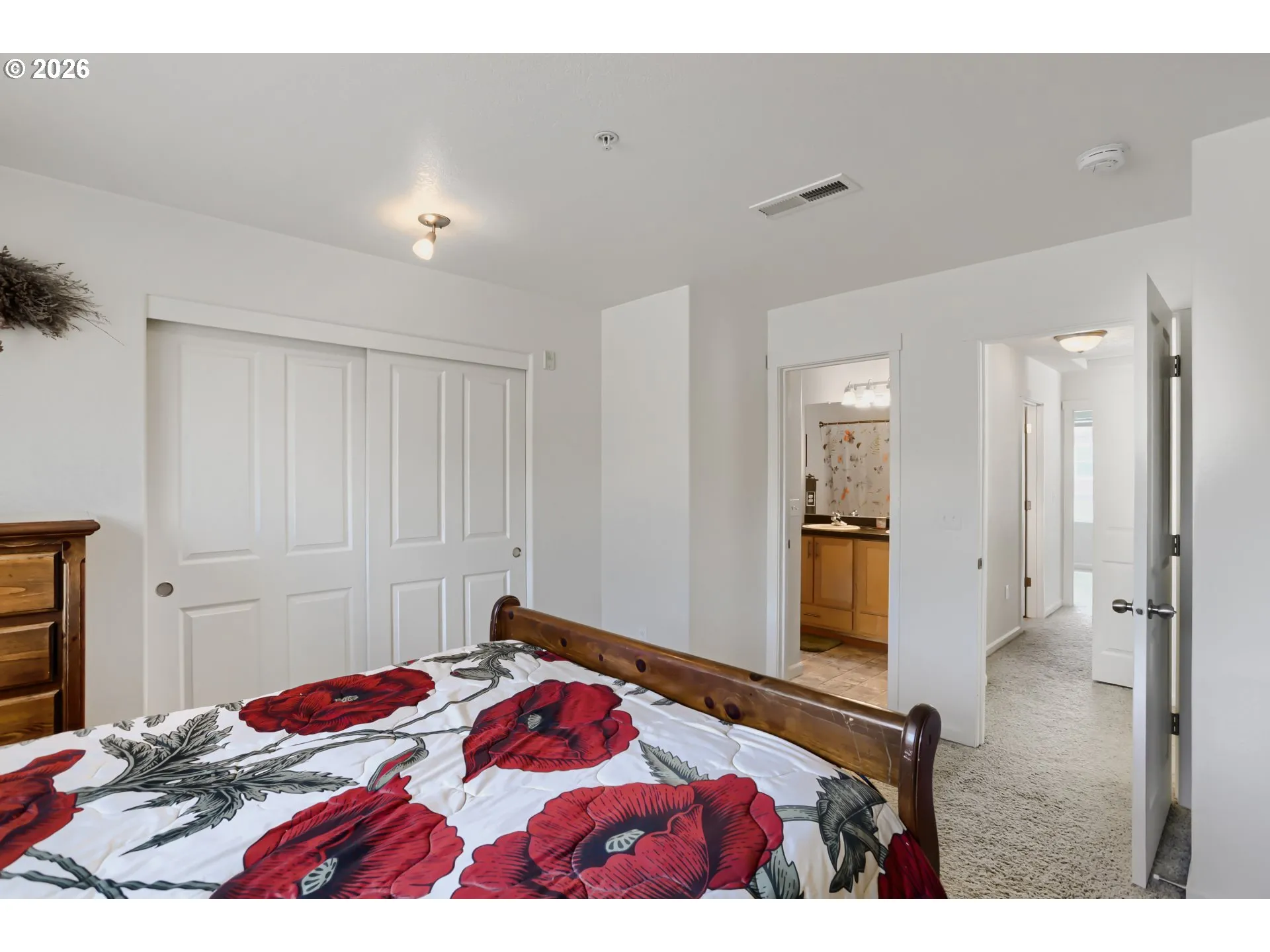 Bedroom, Owner's Suite-Upper