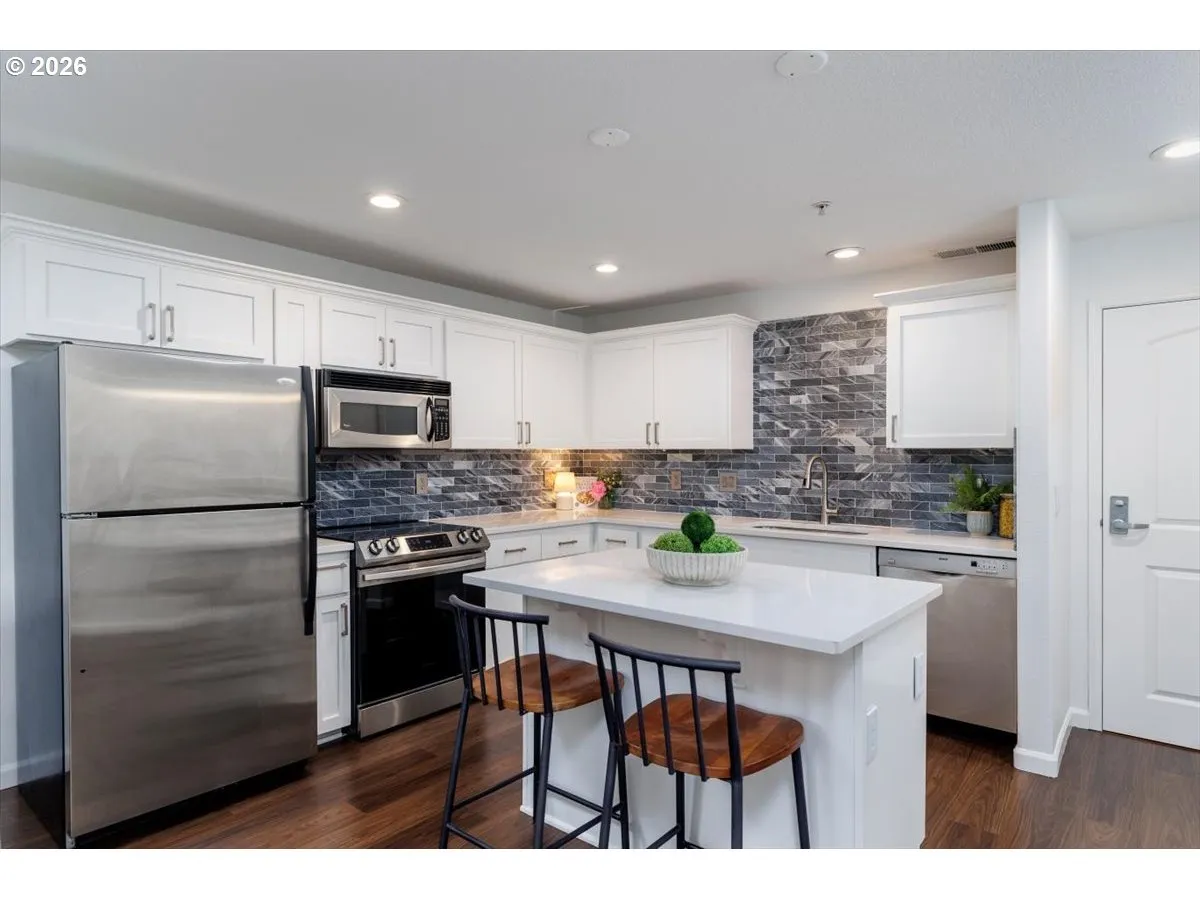 Kitchen-Island