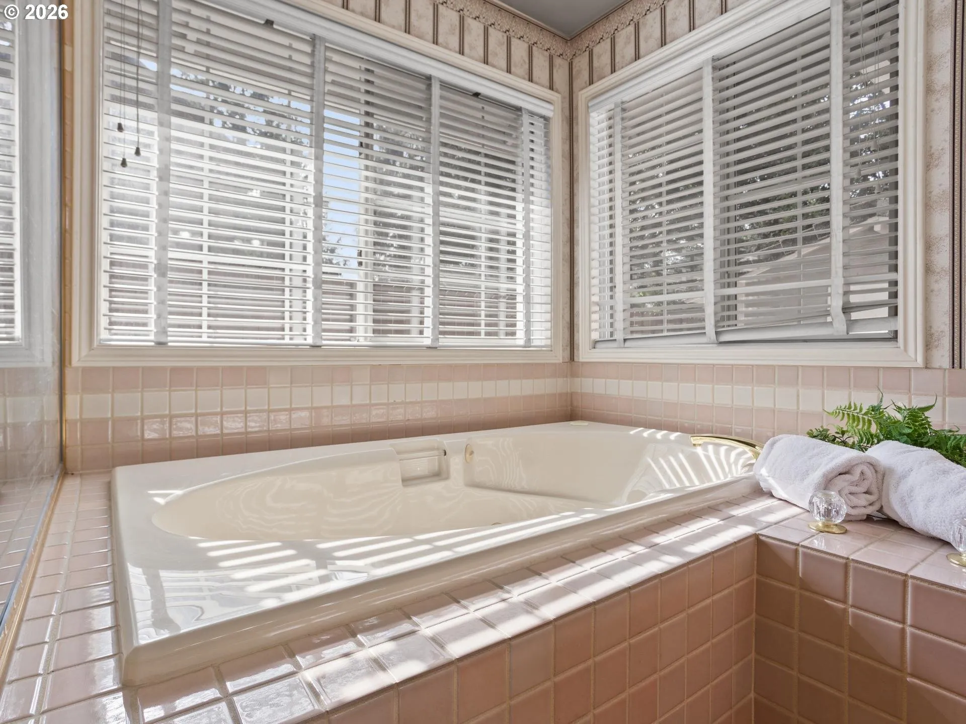 Bathroom, Attached
