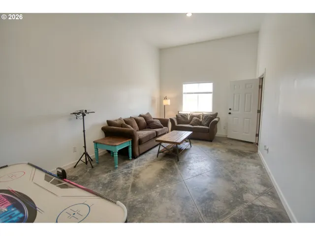 Bonus Room-Lower