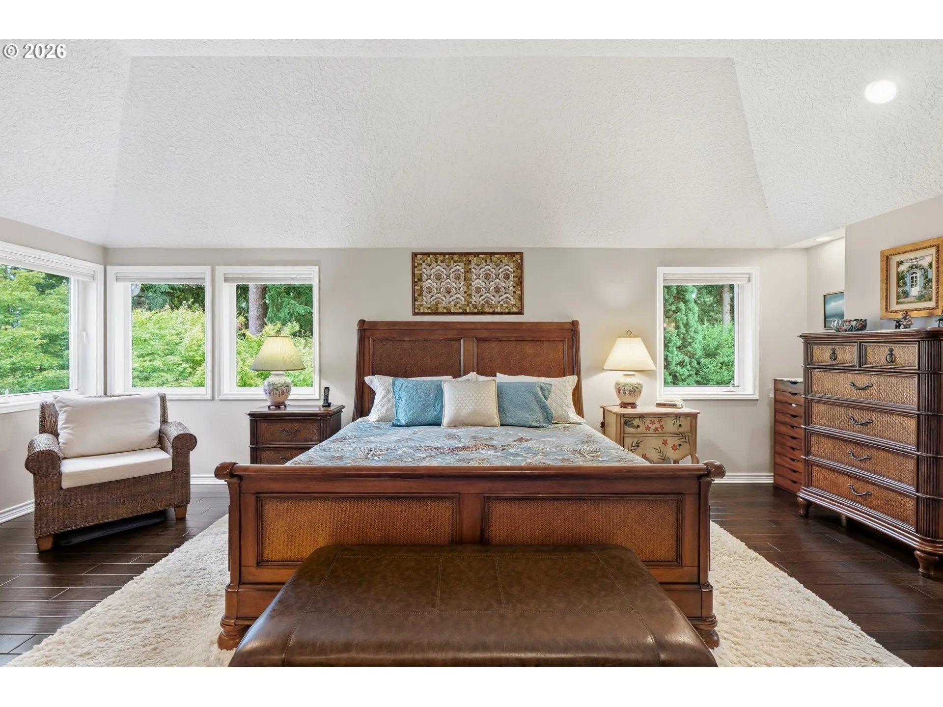 Bedroom, Primary