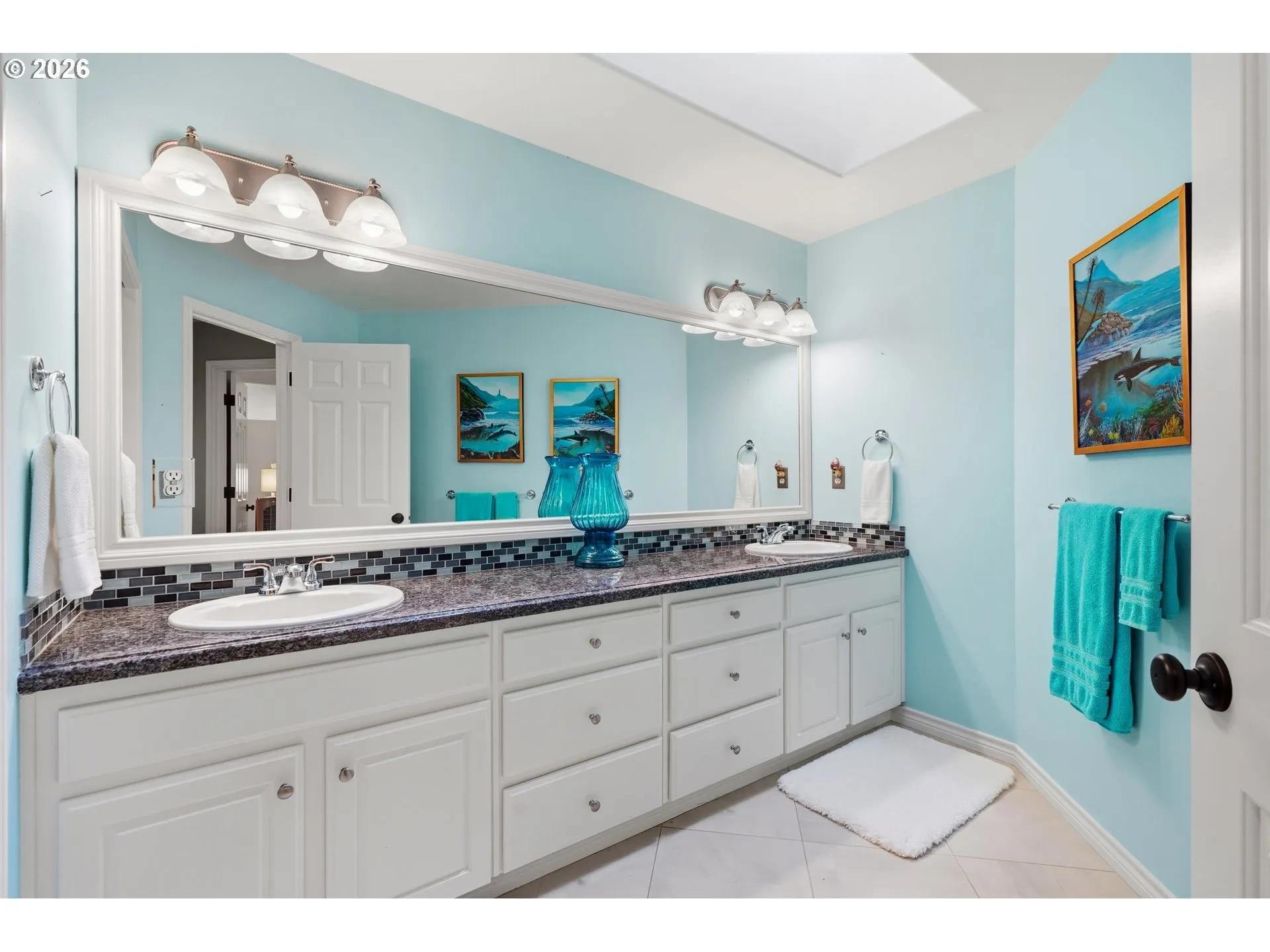Bathroom-Hall