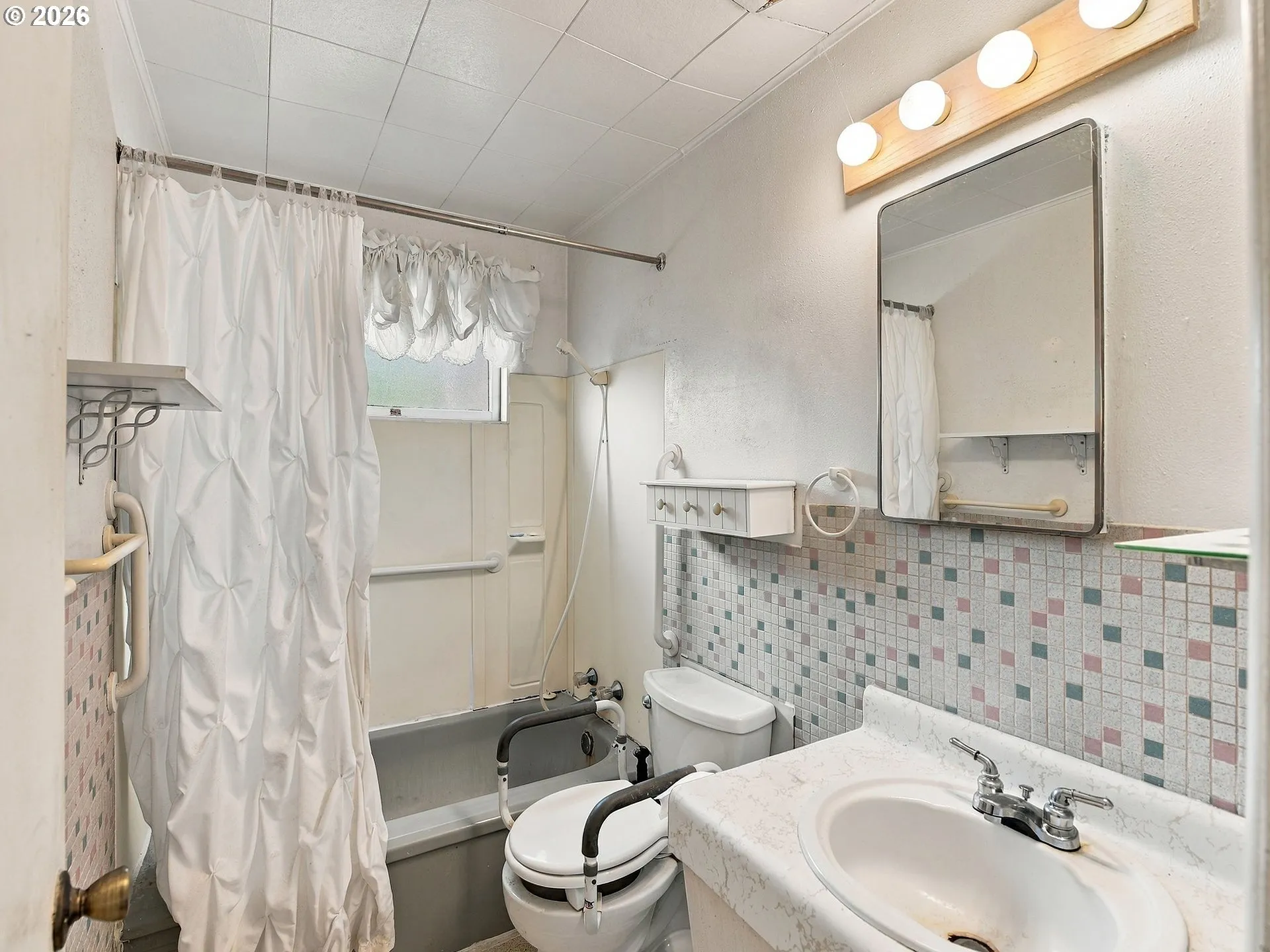 Bathroom-Main