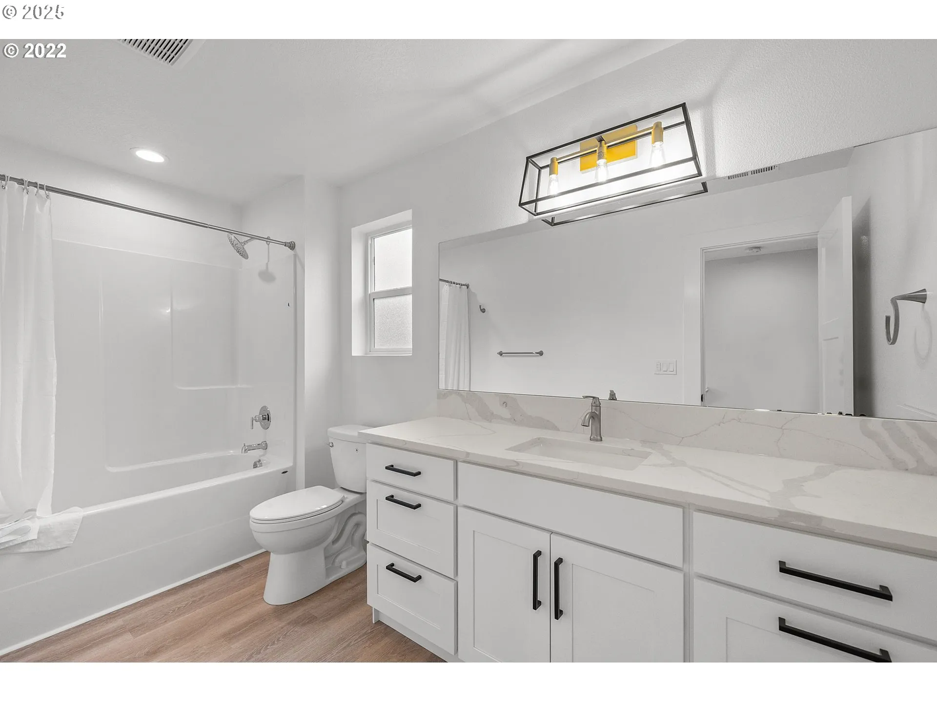 Bathroom-Hall