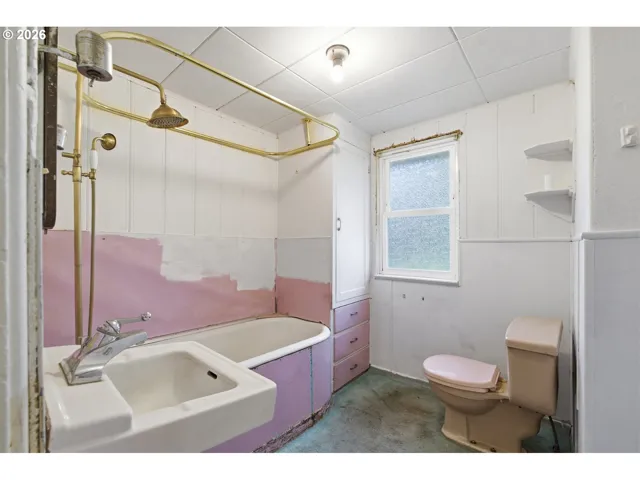 Bathroom-Main