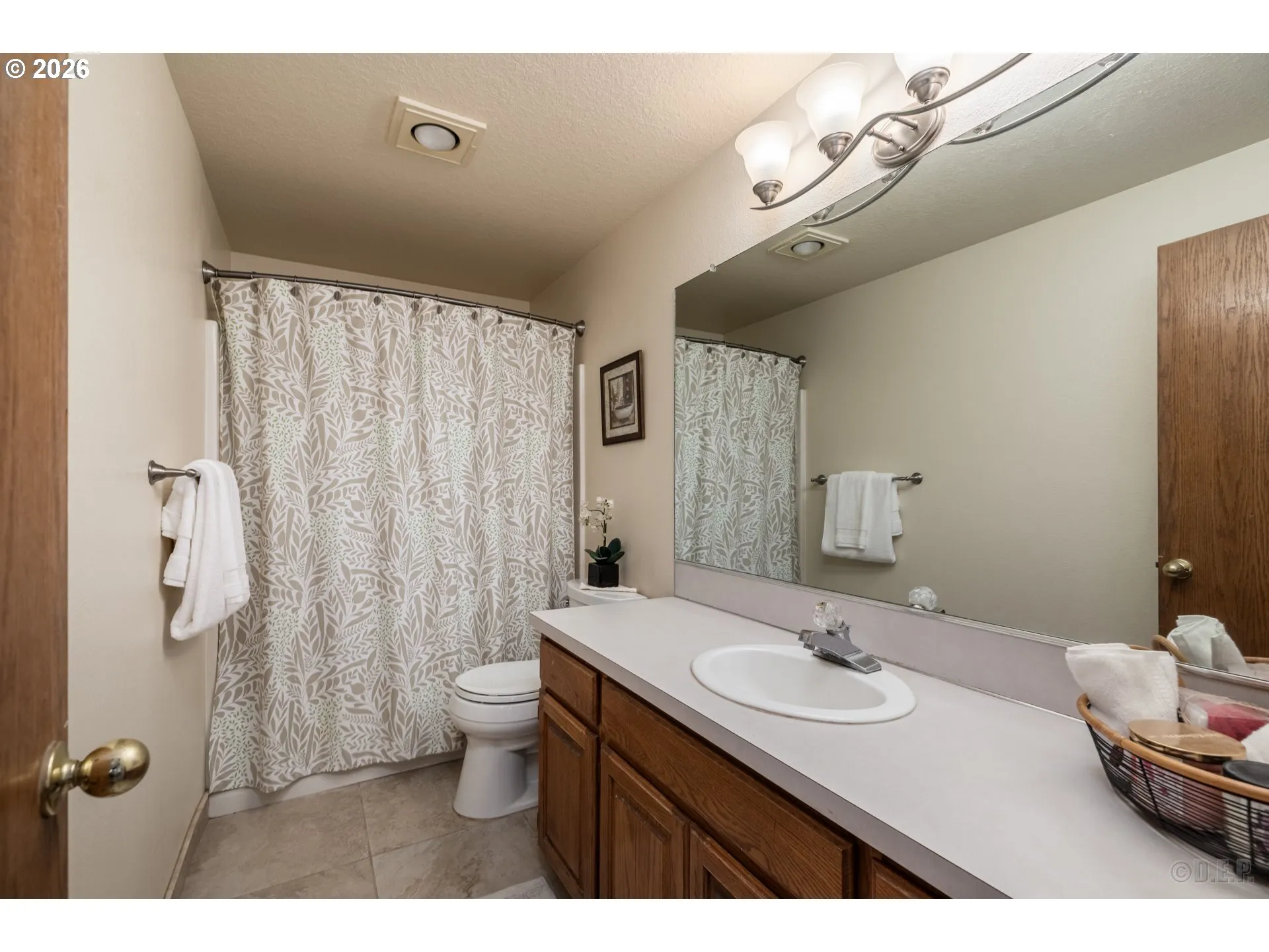 Bathroom-Hall