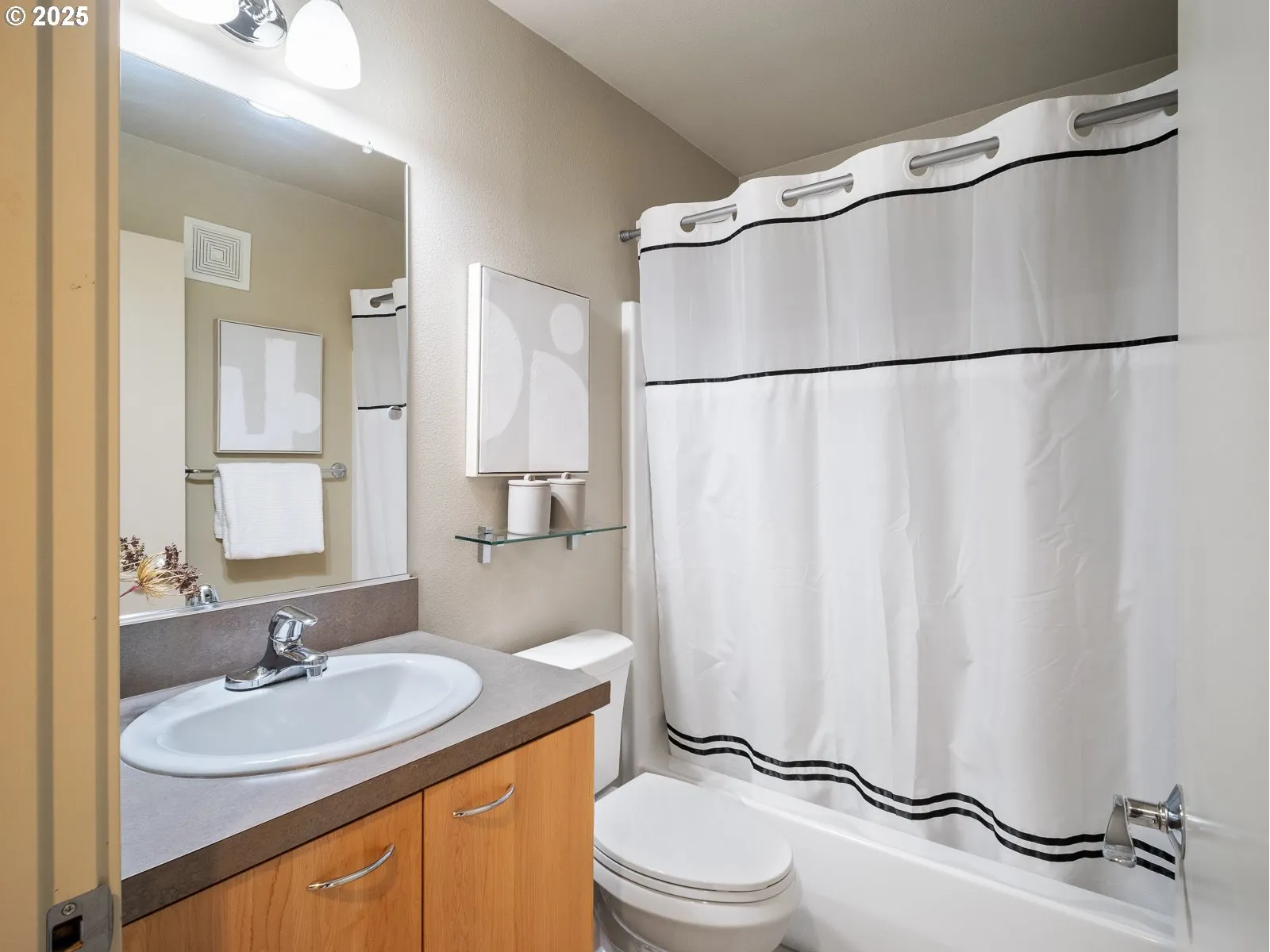 Bathroom-Hall